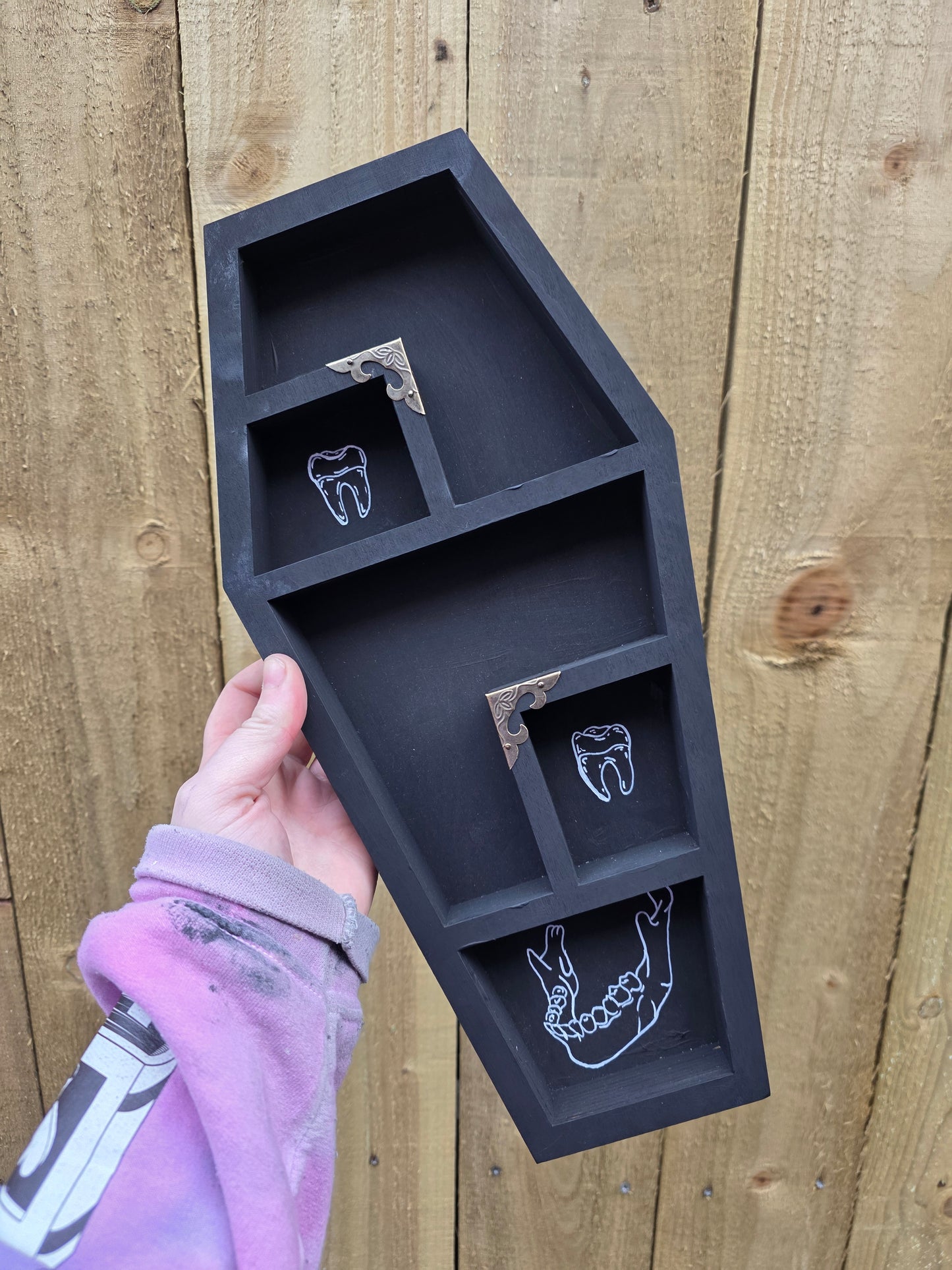 Coffin Shelf