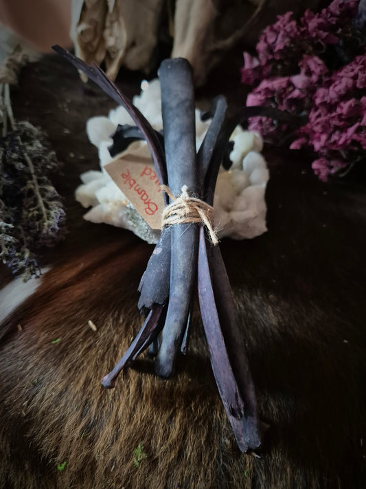 Bramble Dyed Bones